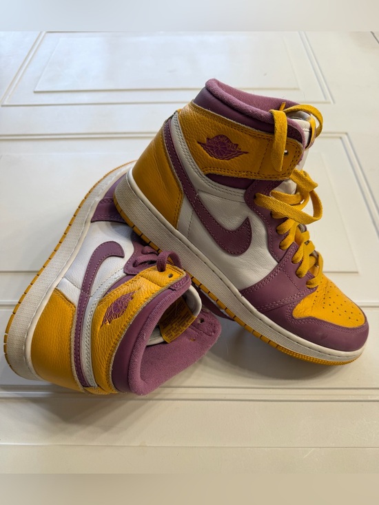 Jordan Other - Nike Air Jordan Big Kids Sz 7 Wmns 8 Retro High OG Brotherhood Sneakers Shoes